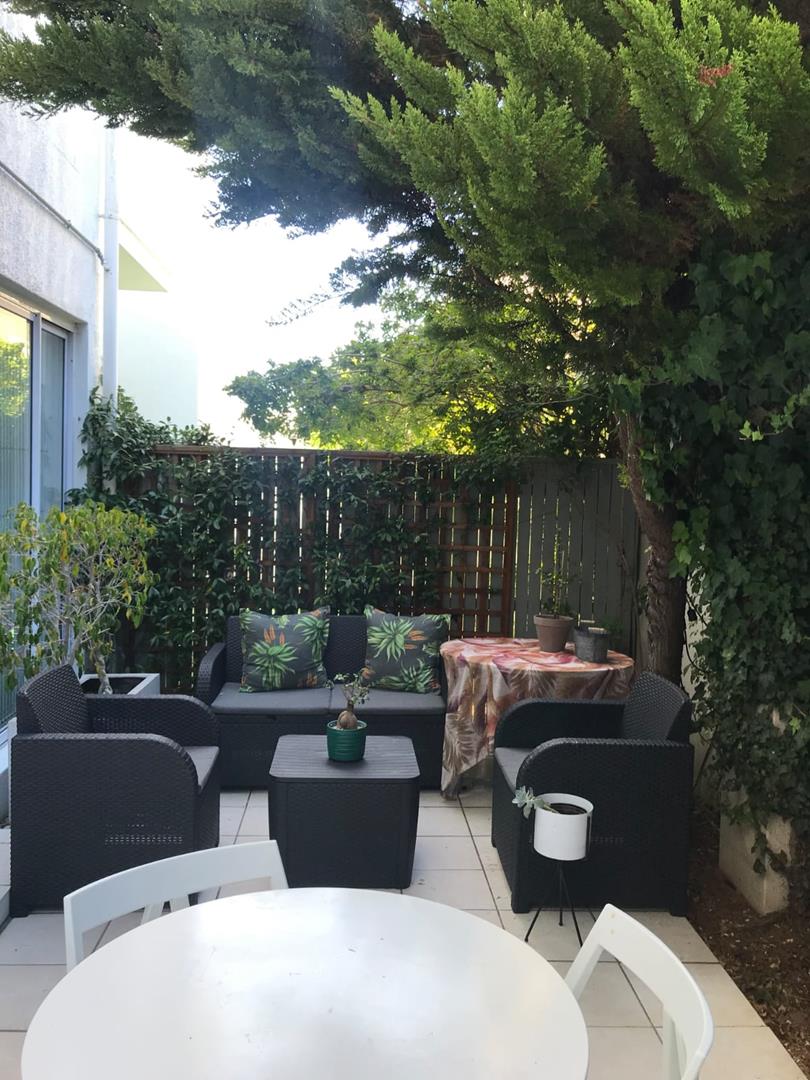 To Let 2 Bedroom Property for Rent in Sea Point Western Cape